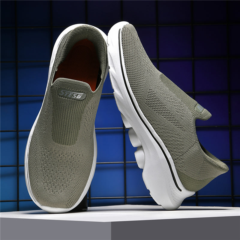⏰Limited Time Sale 70% OFF - Men's Slip-on Hiking Shoes - Cushioning Support, Wide Toe Box, Arch Support, Laceless, Comfortable, Breathable, Slip-Resistant, And Puncture-Resistant